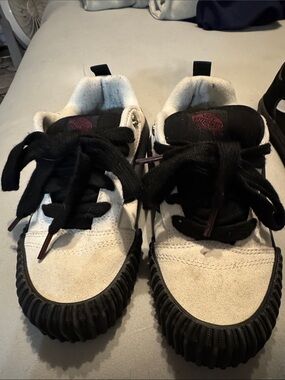 Vans Halloween edition size 7
